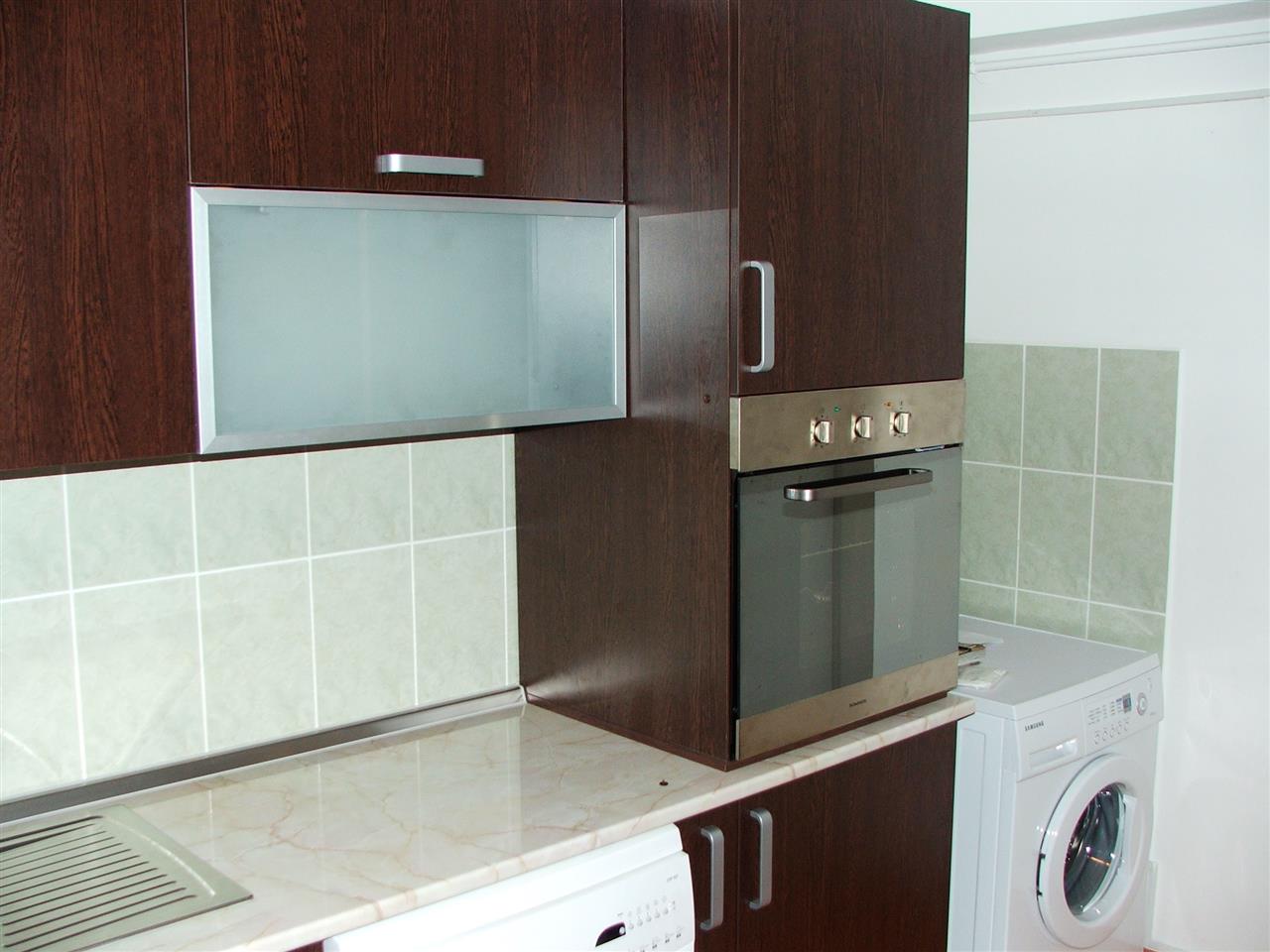 Poza Bucatarie liniara, pal, blat, geam sablat, wenge, onix, rama aluminiu - cbc060223 [4]