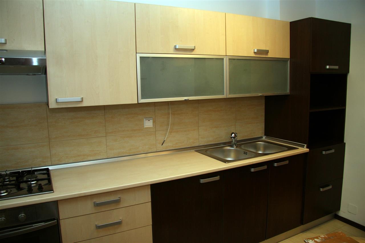 Poza Bucatarie liniara, pal, blat, geam sablat, ciocolata, mesteacan alb, rama aluminiu - cbc080210 [2]