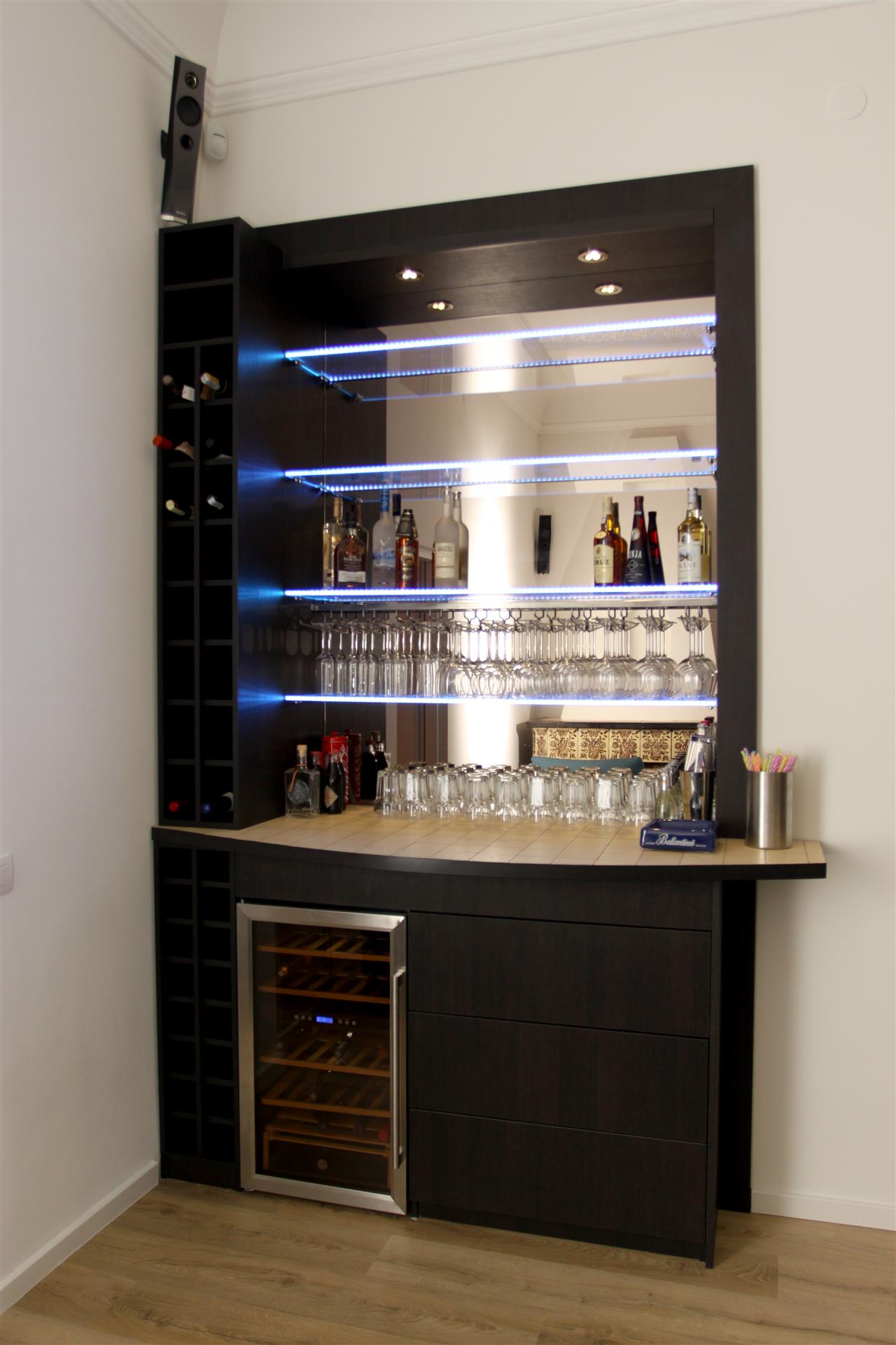 Poza Bar pal, geam - cbr160320 [2]