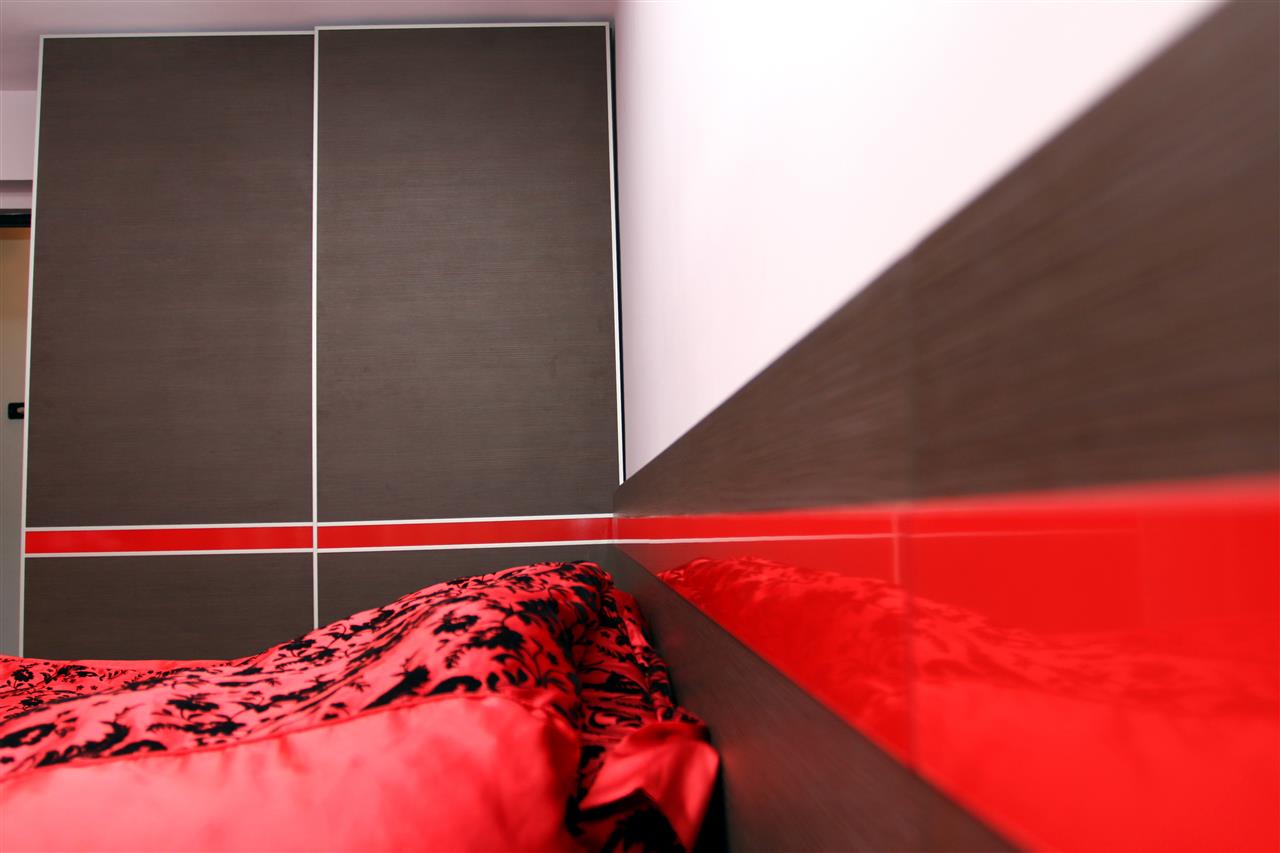 Poza dressing usi glisante + pat, pal/pal lucios, woodline mocca, rosu, rama aluminiu - cdr090418 [6]