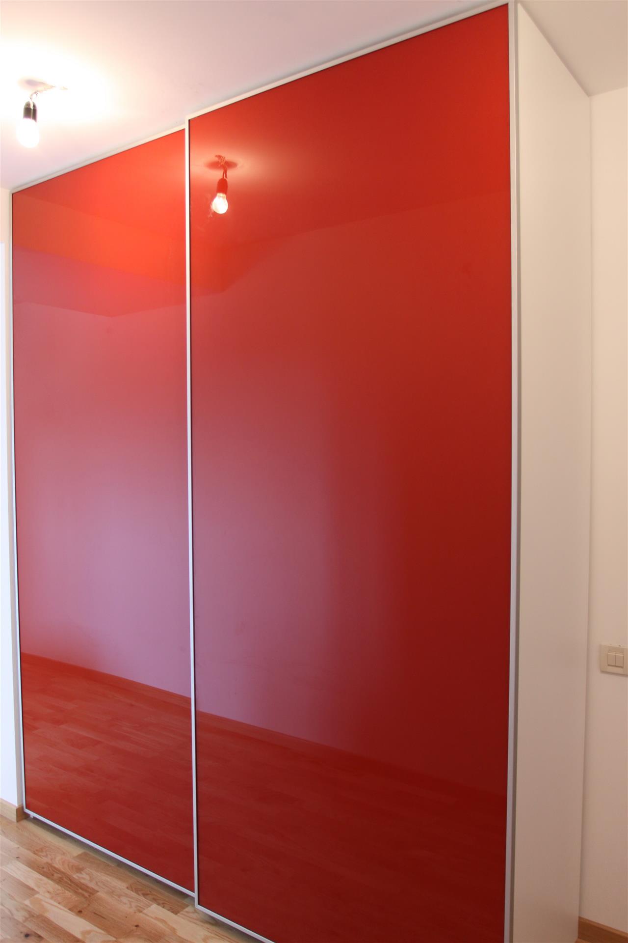 Poza dressing usi glisante, pal, geam colorat, alb, rosu, rama aluminiu - chl090519 [1]