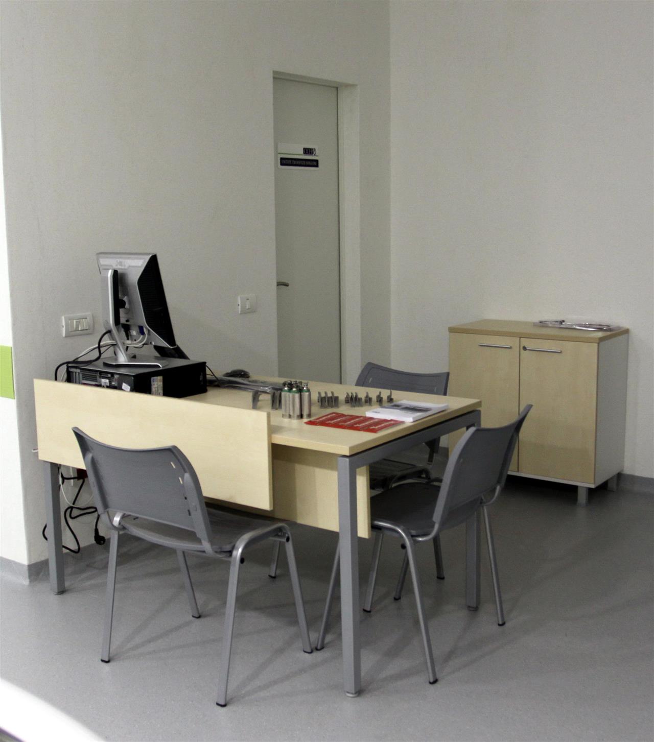 Poza Birou pal, mesteacan alb, structura metalica - obr140211 2 [1]