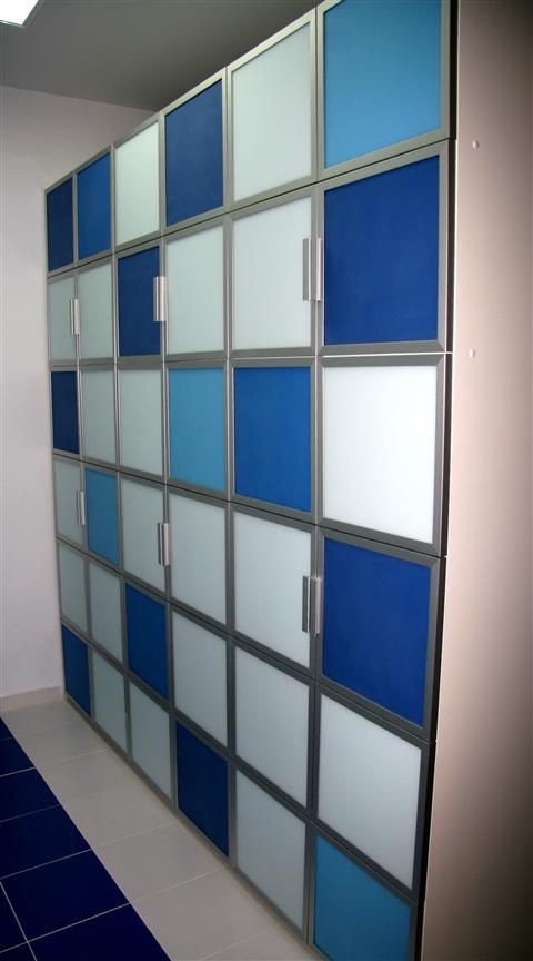 Poza Dulap usi batante, pal, geam sablat colantat, alb, albastru, bleo, rama aluminiu - odl070315 1 [1]