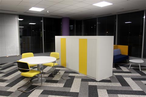 Poza Dulap usi batante, pal, alb, galben, alb hacienda - odl160910 [1]