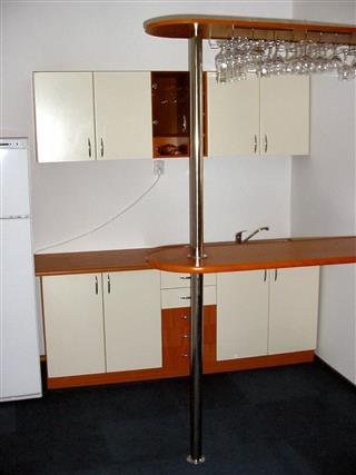 Poza Oficiu liniar, pal, blat, postforming, cires, vanilie, inox - oof030207 [1]