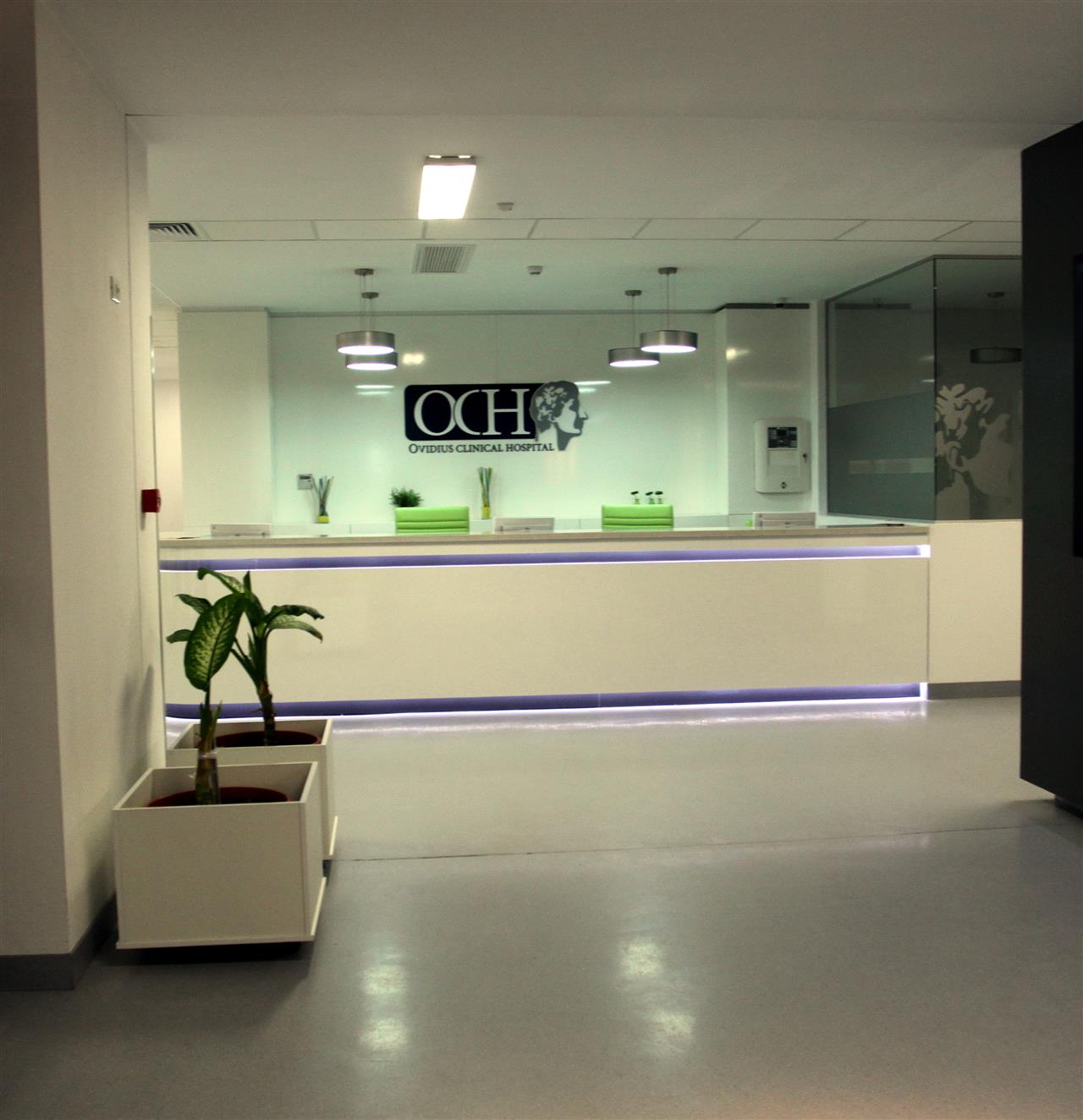 Poza Receptie L curba, pal, hpl, mesteacan alb, iluminare leduri - orc140211 2 [4]