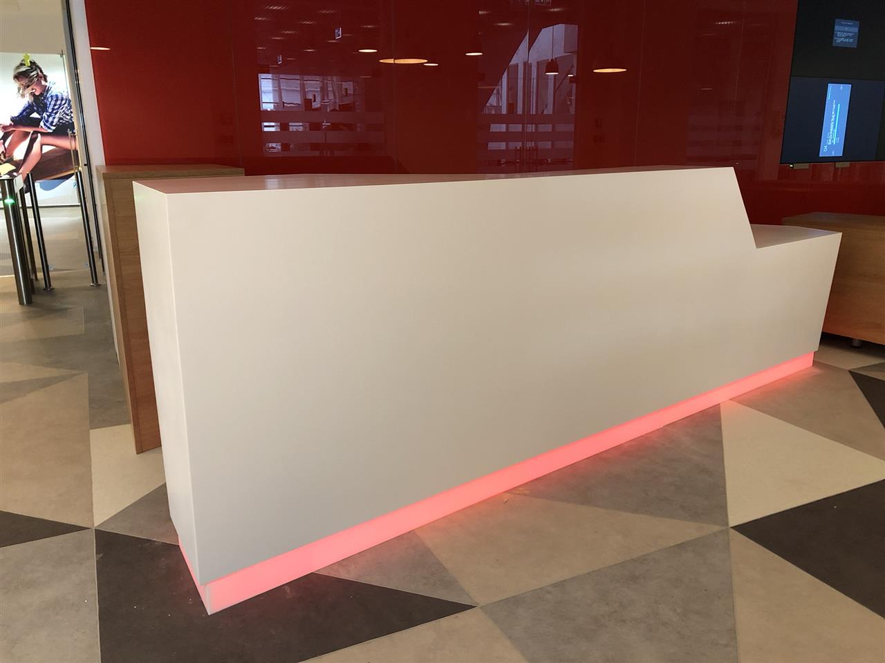 Poza Receptie unghi, pal, corian, iluminare leduri - orc180612 [1]